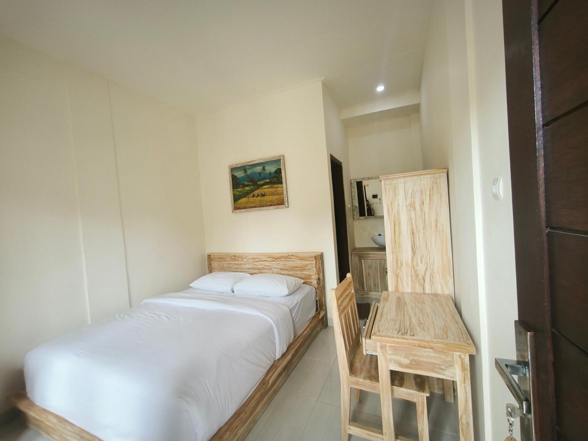 Ken Ken Guest House 세미냑 외부 사진