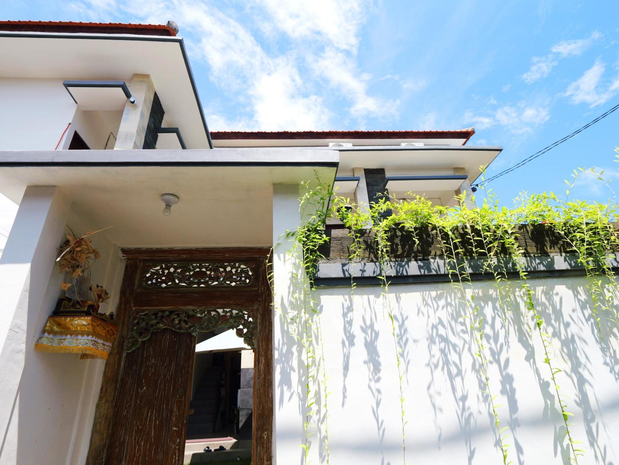 Ken Ken Guest House 세미냑 외부 사진